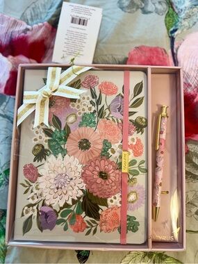 Papyrus Floral Journal & Pen Gift Set NWT Notebook Stationery